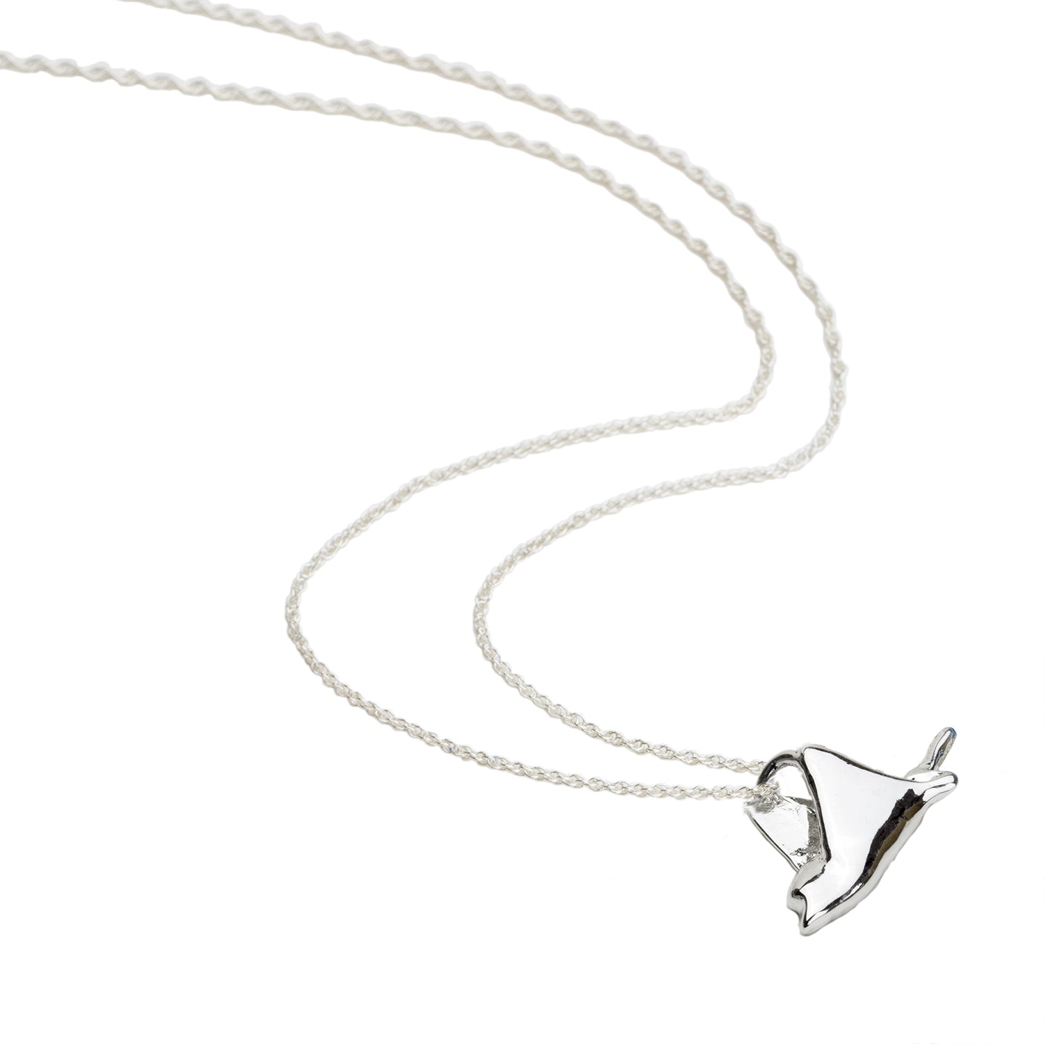 Petite Spotted Eagle Ray Necklace – 'Alohi Kai Jewelry
