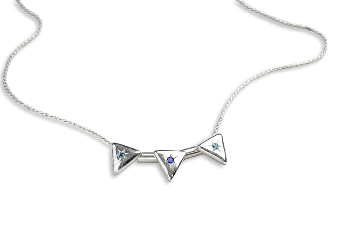 Alohi Kai 3 star-set finlet pendants
