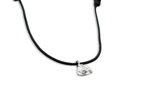 H bijoux stingray leather necklace front