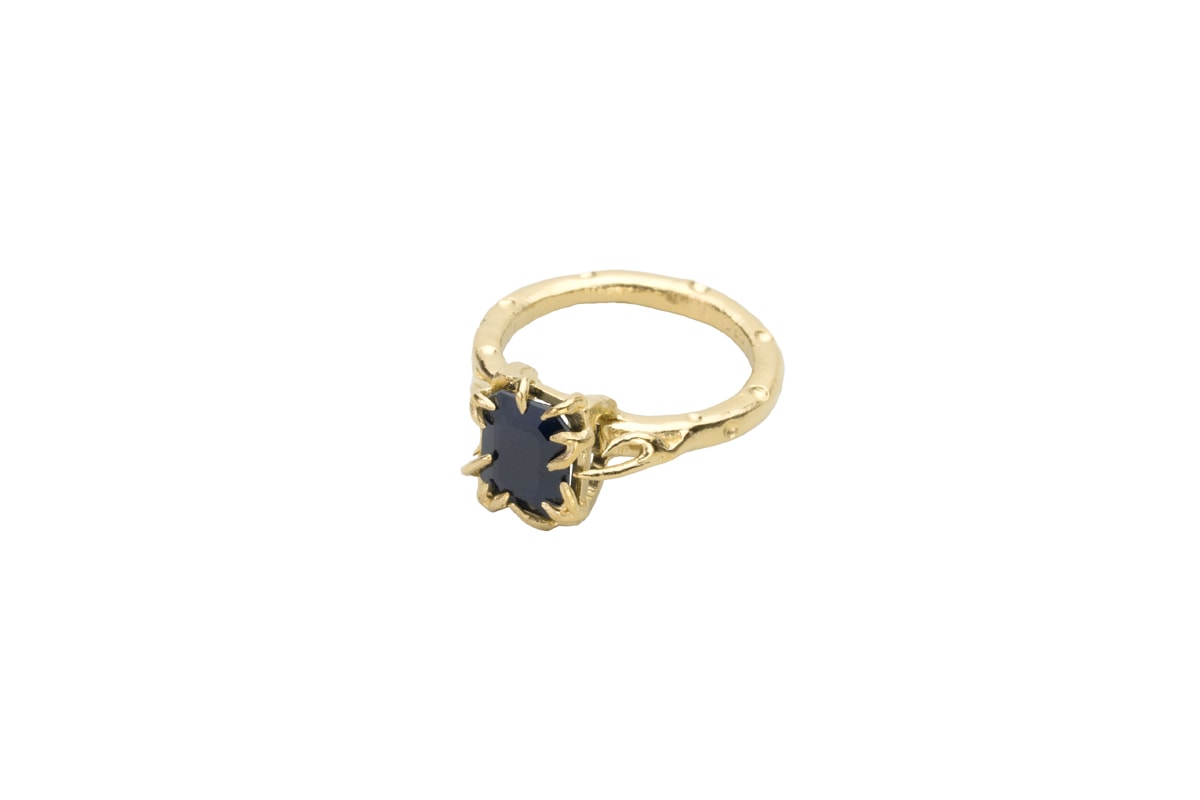 AK emily sapphire ring gold 